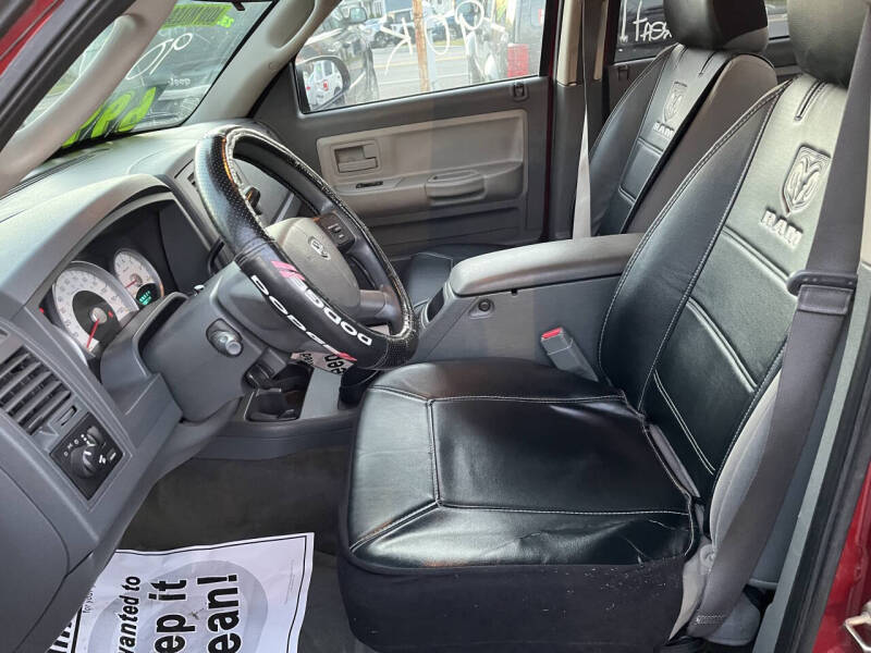 2006 Dodge Dakota SLT