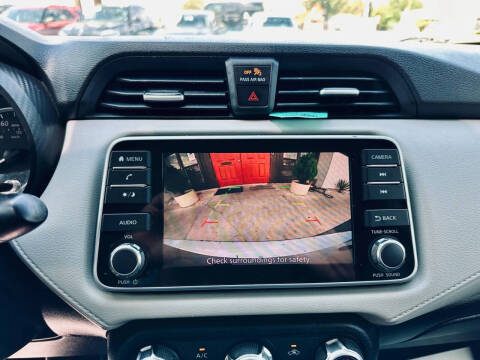 2021 Nissan Versa SV