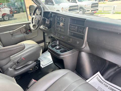 2017 Chevrolet Express LS 3500