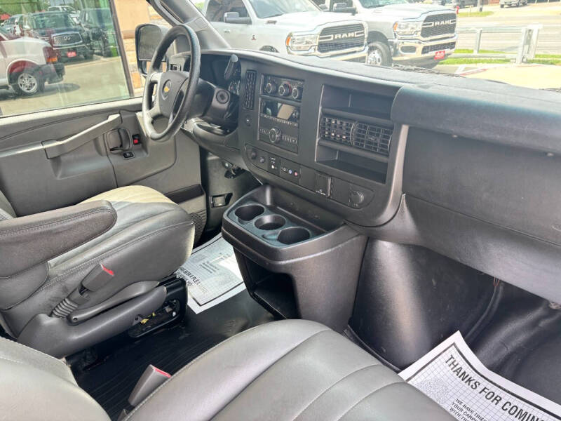 2017 Chevrolet Express LS 3500