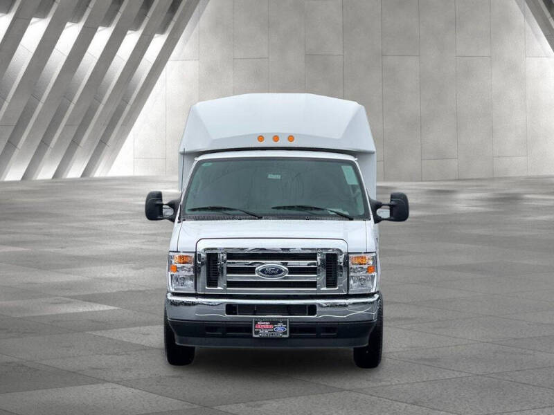 2025 Ford E-Series
