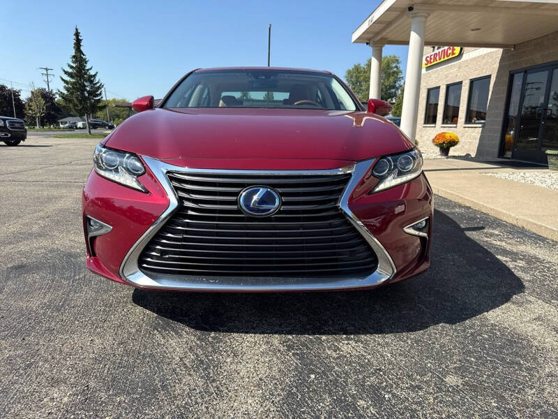 2016 Lexus ES 300h