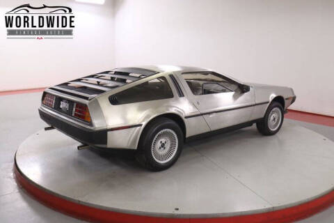 1981 DeLorean DMC-12