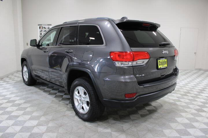 2017 Jeep Grand Cherokee Laredo