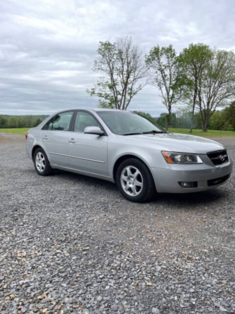 2006 Hyundai SONATA for sale at Cove Creek Motors LLC in Damascus, AR