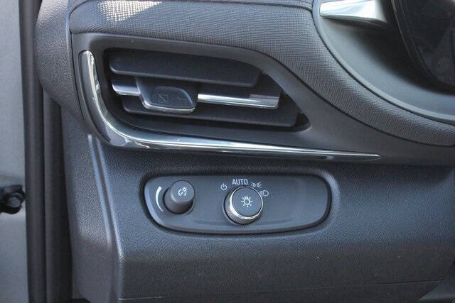 2025 Buick Envista Preferred