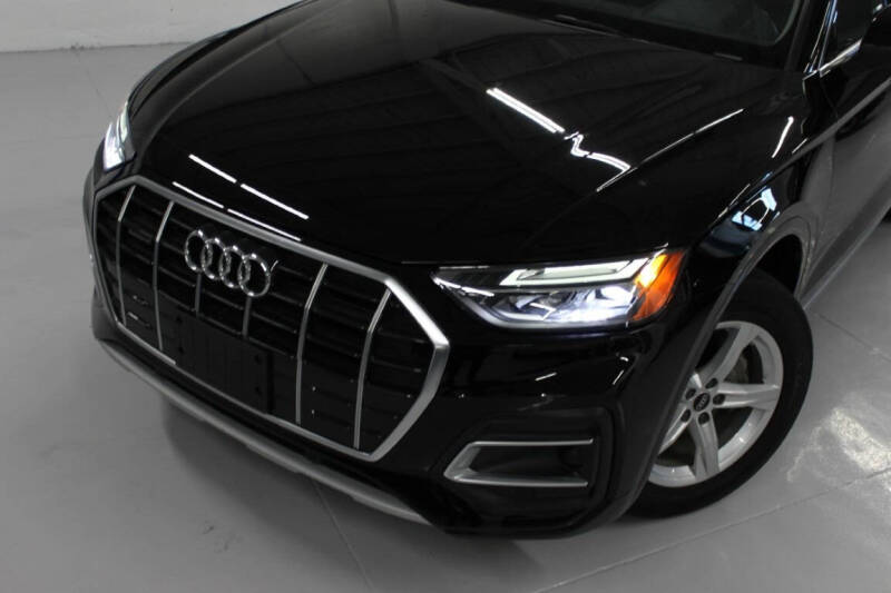 2023 Audi Q5 quattro Premium 40 TFSI