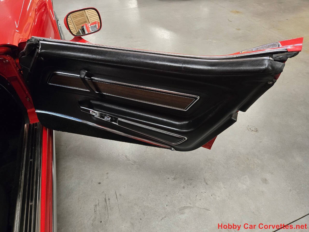 1975 Chevrolet Corvette 39