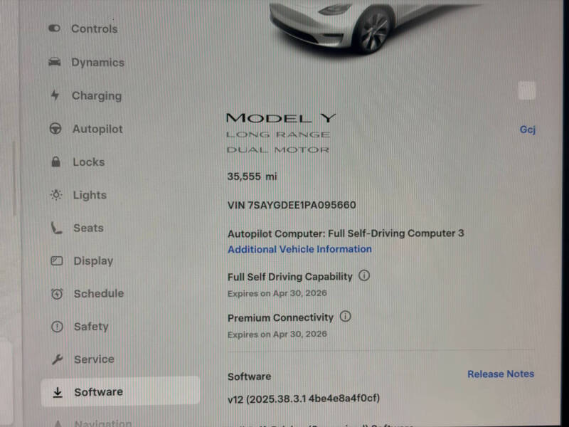 2023 Tesla Model Y Long Range
