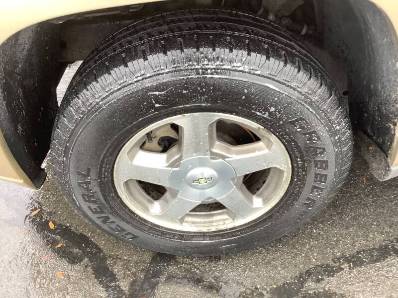 2004 Chevrolet TrailBlazer LS