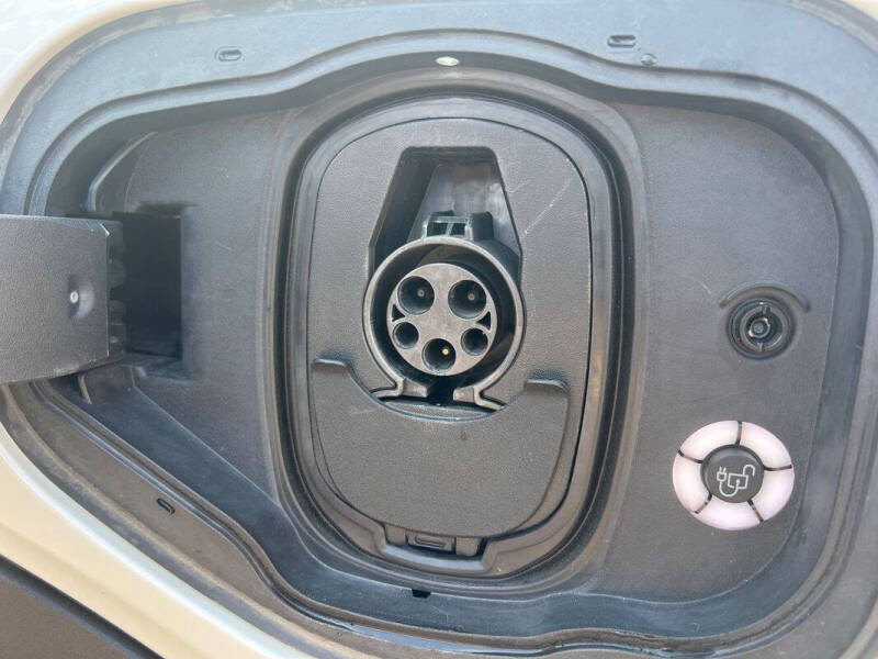 2021 Ford Mustang Mach-E Select