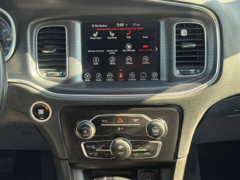 2017 Dodge Charger SXT