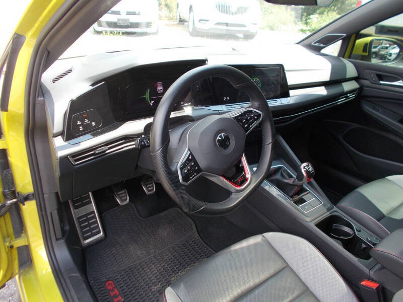 2022 Volkswagen Golf GTI Autobahn