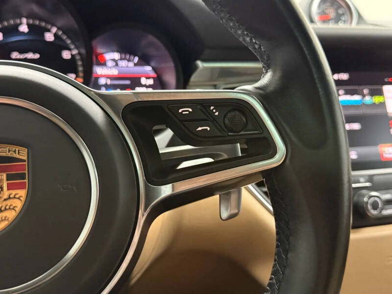 2018 Porsche Macan Turbo