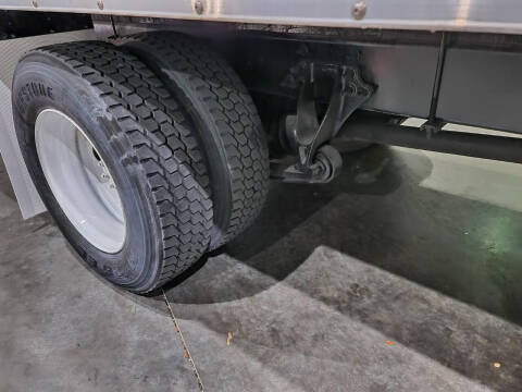 2018 International DuraStar 4300