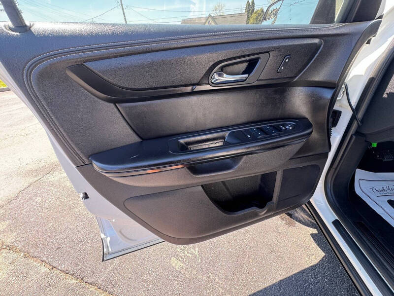 2014 GMC Acadia SLE-2