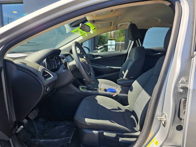 2017 Chevrolet Cruze LT Auto