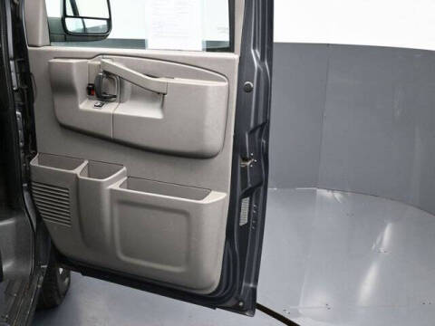 2017 Chevrolet Express LT 3500