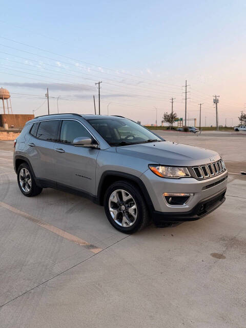 2021 Jeep Compass Limited's photo