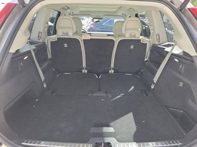 2024 Volvo XC90 B5 Core Bright Theme