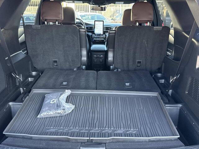 2022 Ford Explorer Platinum