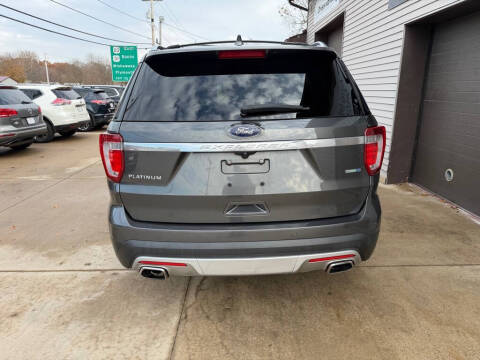 2017 Ford Explorer Platinum