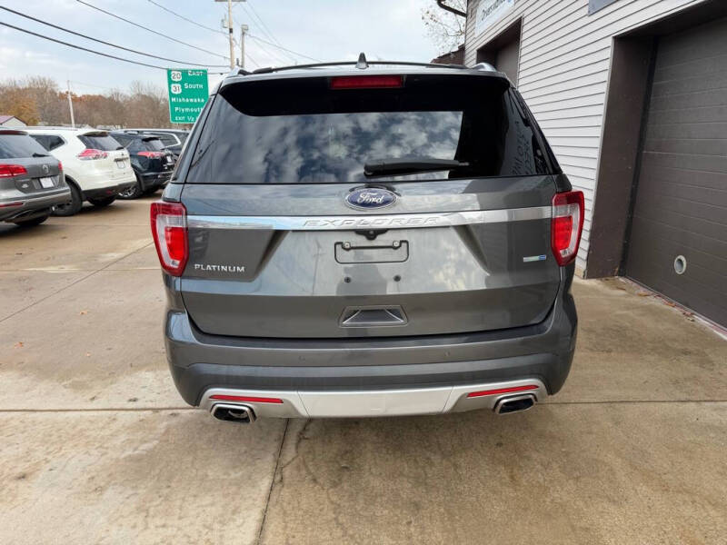 2017 Ford Explorer Platinum