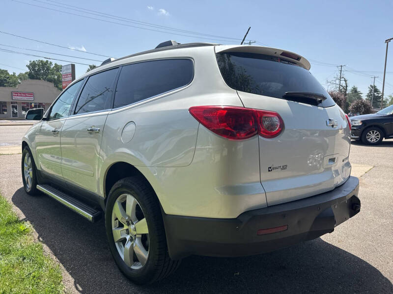 2012 Chevrolet Traverse LT