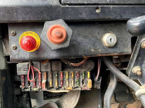 2000 International 4900
