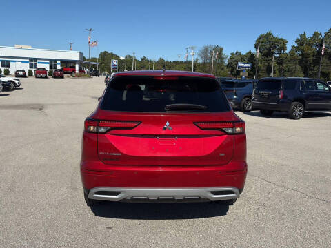 2024 Mitsubishi Outlander SE