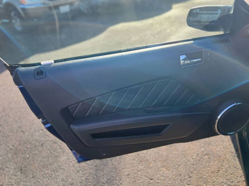 2012 Ford Mustang GT Premium