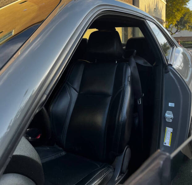 2018 Dodge Challenger SXT Plus