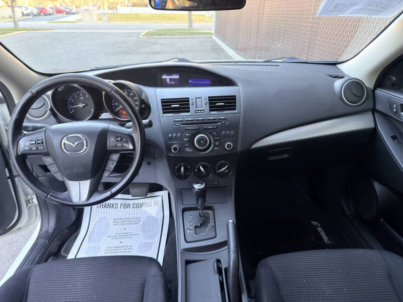2012 Mazda MAZDA3 i Touring