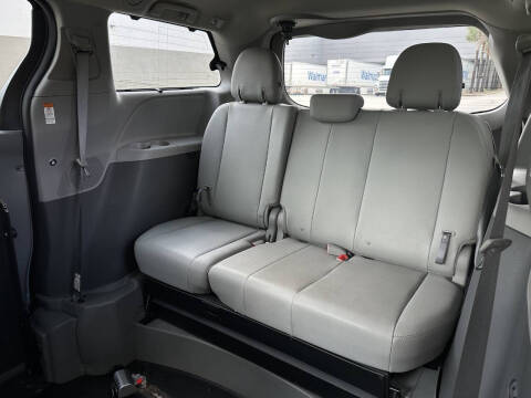 2018 Toyota Sienna Limited 7-Passenger