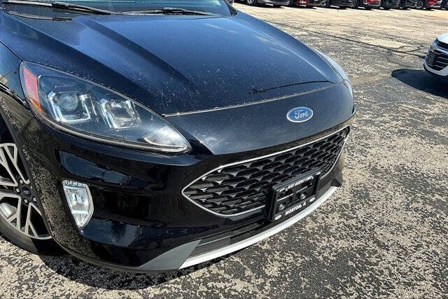 2020 Ford Escape SEL