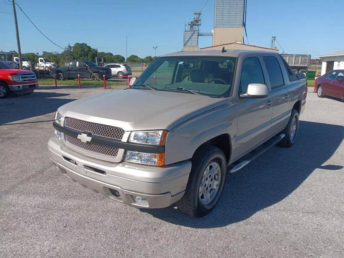 2006 Chevrolet Avalanche for sale at Outlet Auto Mall in Okeechobee, FL