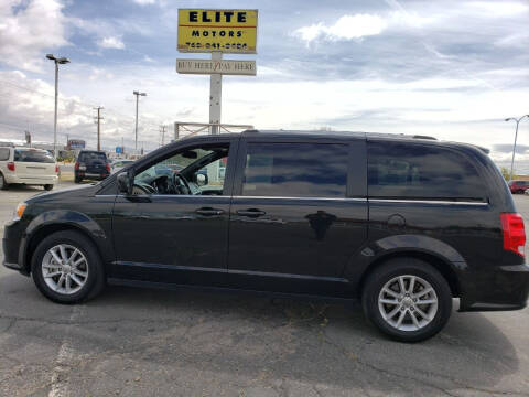 2020 Dodge Grand Caravan for sale at ELITE MOTORS in Victorville CA