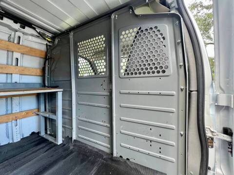 2017 GMC Savana 2500