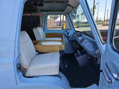 1961 Ford Econoline