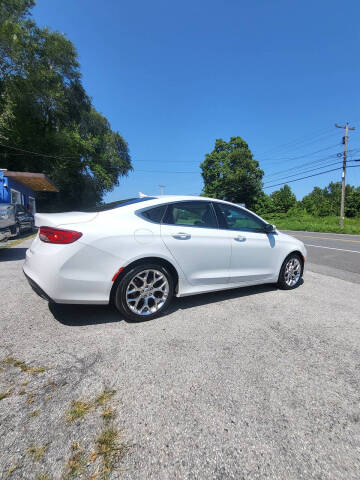 2015 Chrysler 200 C