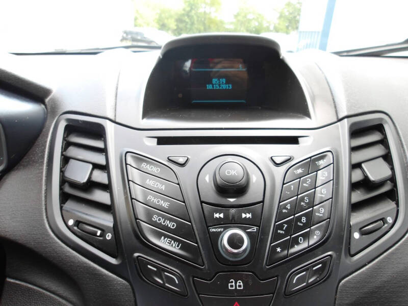 2014 Ford Fiesta SE
