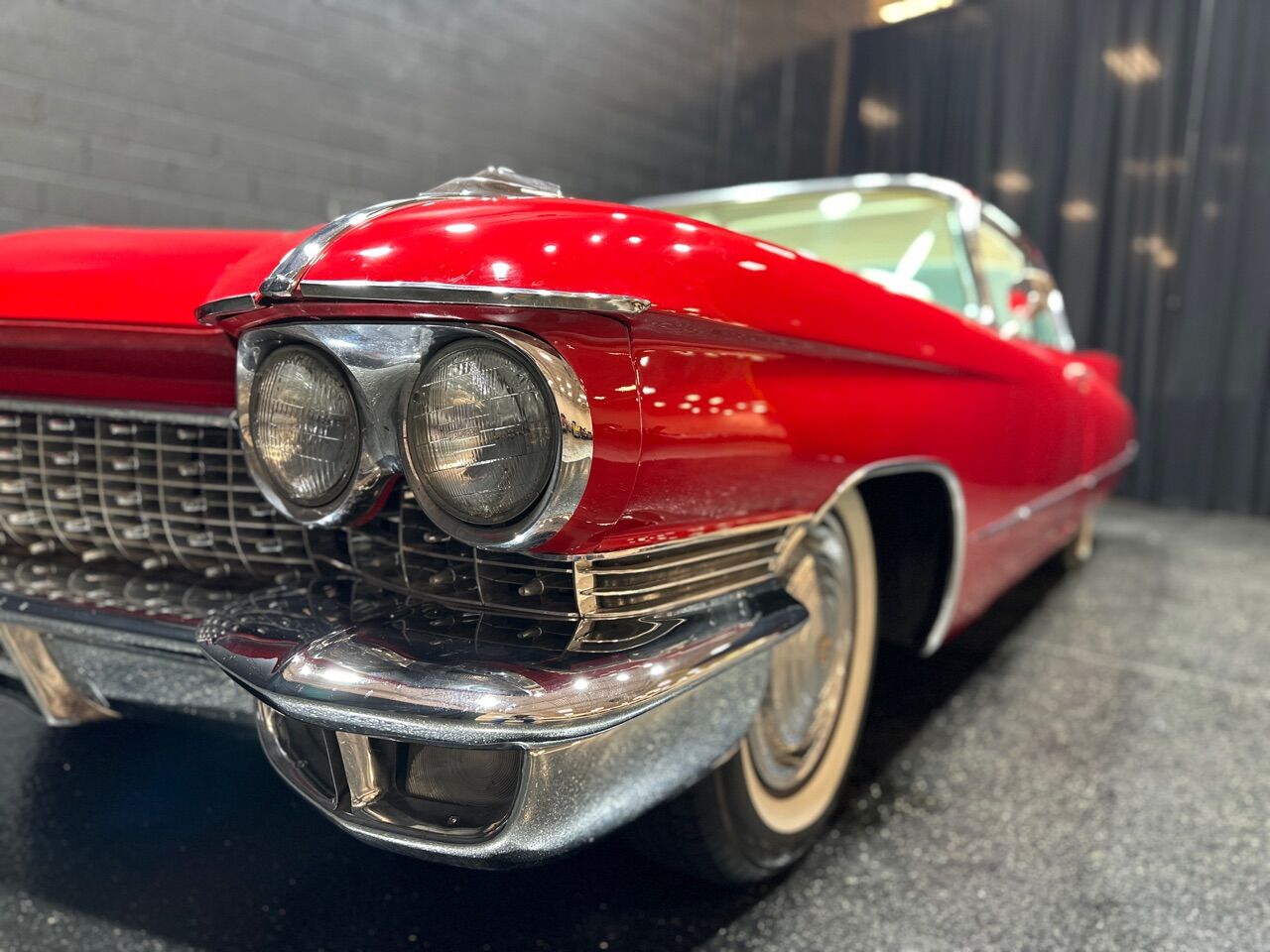 1960 Cadillac Coupe Deville 4