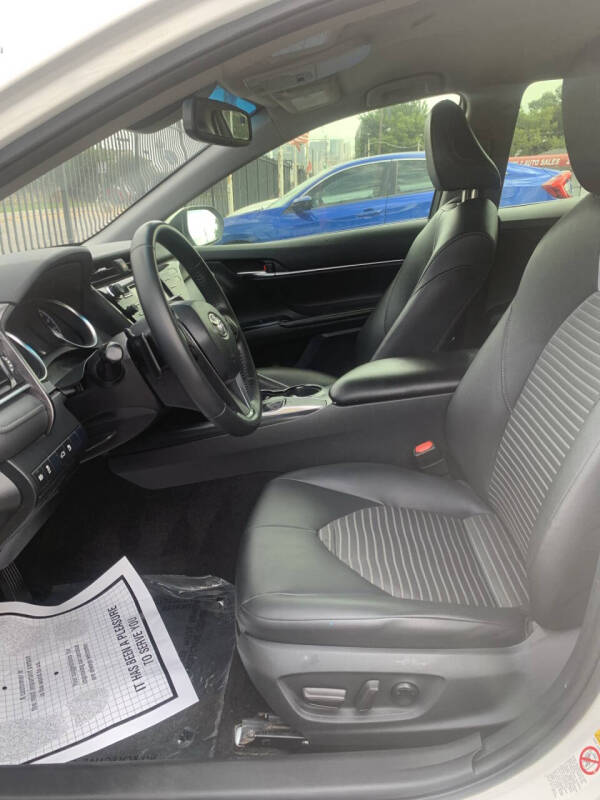 2018 Toyota Camry SE