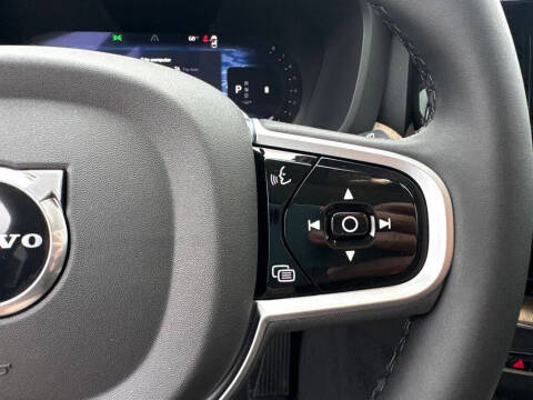 2026 Volvo XC60 B5 Core