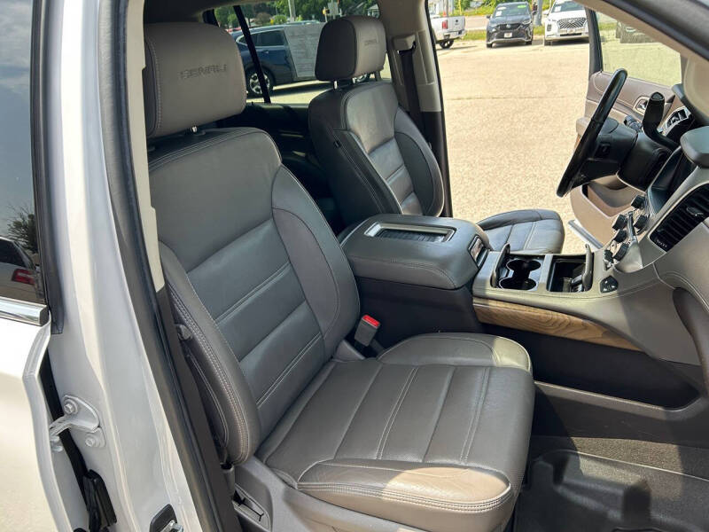 2020 GMC Yukon XL Denali