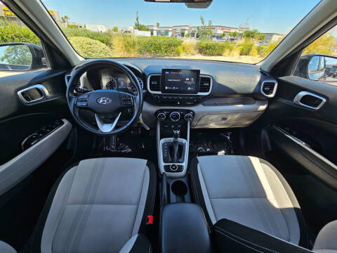 2020 Hyundai Venue SEL