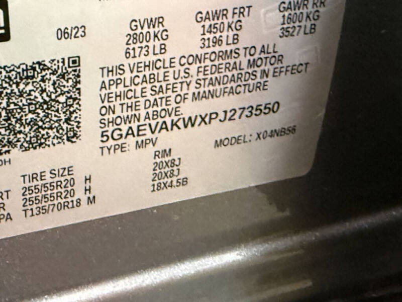 2023 Buick Enclave Essence