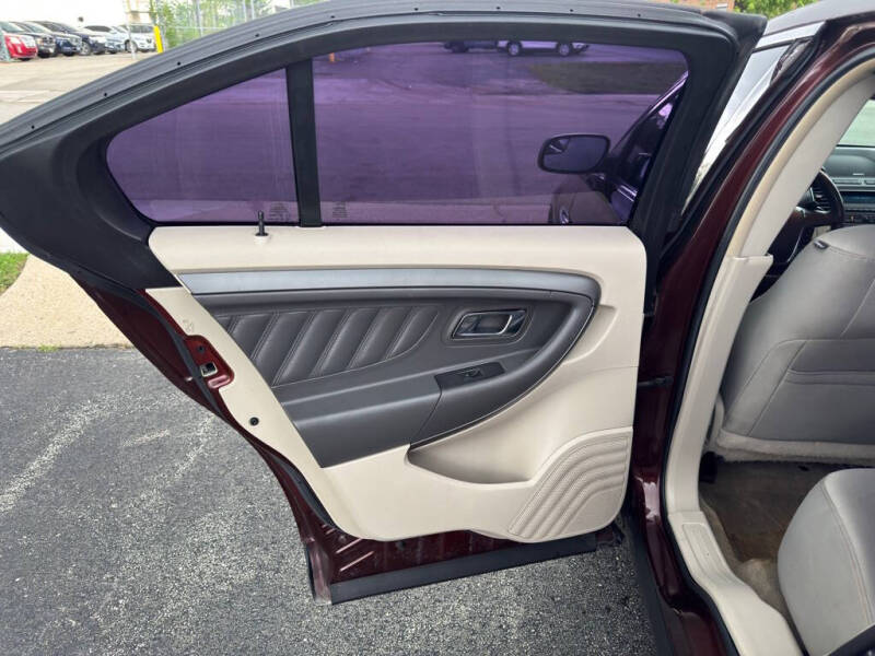 2012 Ford Taurus SEL