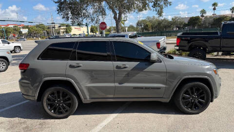 2020 Jeep Grand Cherokee Altitude