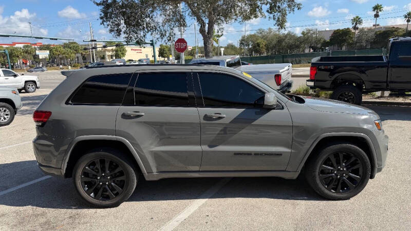 2020 Jeep Grand Cherokee Altitude